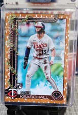 2025 Topps Holiday - Luke Keaschall #H189 Gold Holiday Lights (RC)