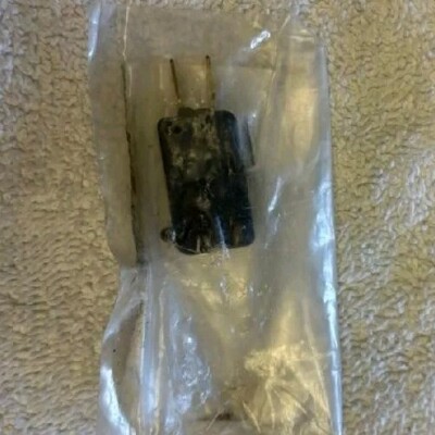 W10269457 OEM WHIRLPOOL Microwave Door Switch, W10727360
