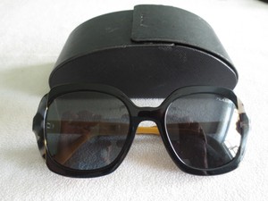 prada sunglasses spr 16u