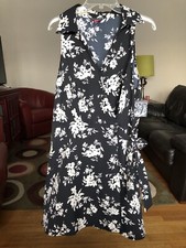 Vince Camuto Women's Black White Floral Collared Faux Wrap Dress NWT Size Large