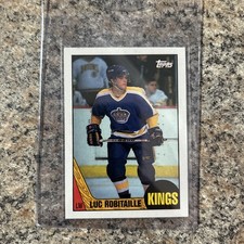 LUC ROBITAILLE HOF 1987-88 TOPPS Rookie Card #42 NM-MT Condition. rookie card picture