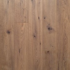 Woodland 8mm Arden Oak Heavy Domestic Laminate Flooring (1.99sqm / pack)