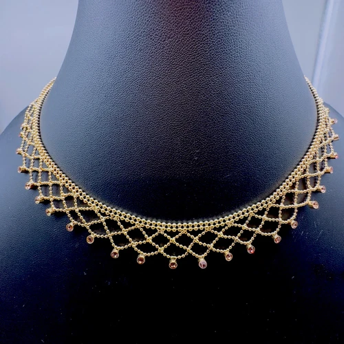 Collana girocollo vintage Givenchy tono oro maglia pizzo e cristallo AB 17"