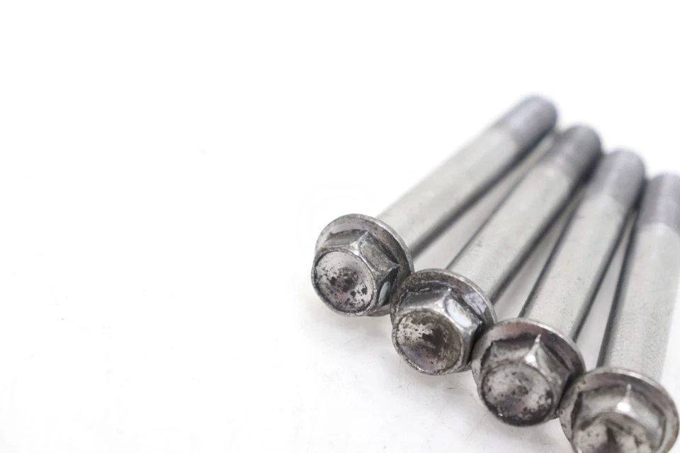 08-20 SUZUKI HAYABUSA OEM КОМПЛЕКТ БОЛТОВ ПЕРЕДНЕГО СУППОРТА ЛЕВЫЙ ПРАВЫЙ СУППОРТ ТОРМОЗ - Изображение 2 из 4