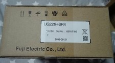 FUJI UG221H-SR4 Touch Screen Panel UG221HSR4 HMI New In Box Expedited Shipping