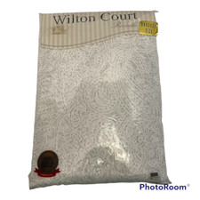 Vintage Wilton Court Lace Tablecloth White 60X104 Rectangle Banquet Rochelle