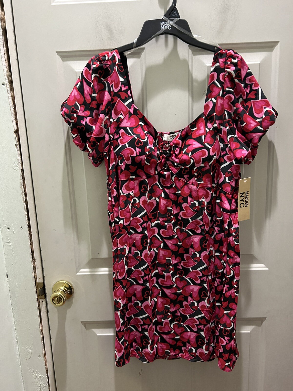 ¡Nuevo! Vestido Madden NYC Multicolor Corazón Manga Globo.Talla XL (15-17).¡Muy Bonito!