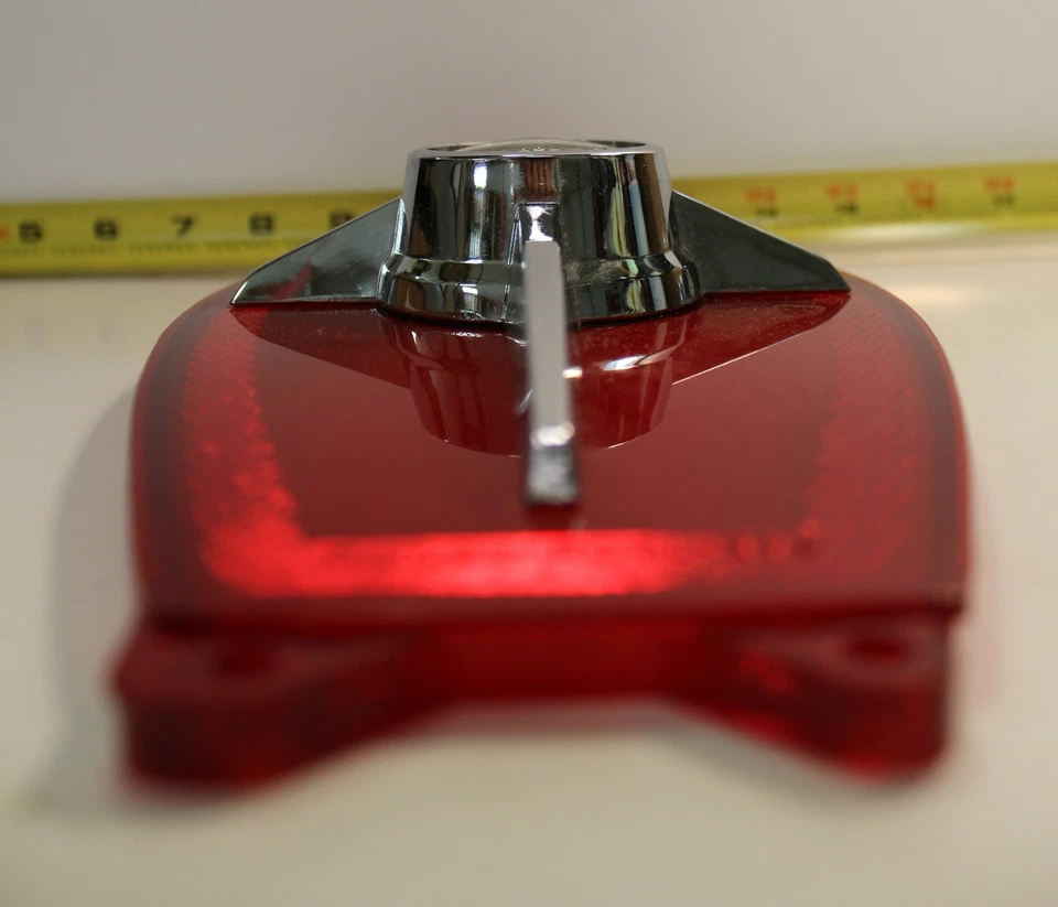 Lente de luz de lámpara trasera de parada C5AZ-13450-E1 FoMoCo 1965 Ford Ranch Wagon (725) NOS Foto 3 de 4