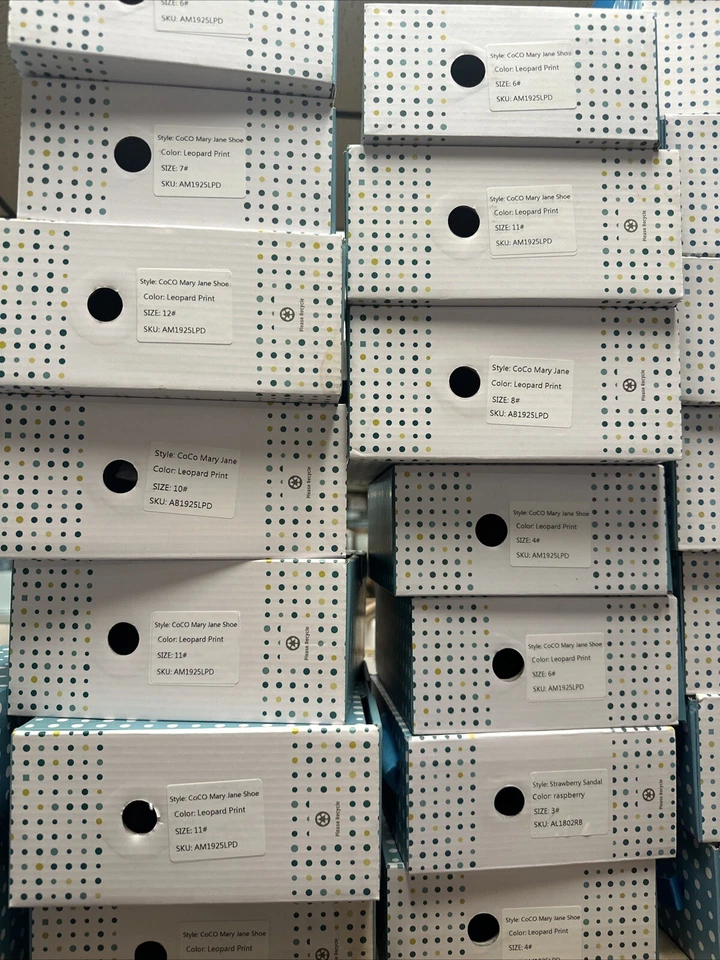 Zapatos Wee Squeak CoCo Mary Jane con estampado animal. Nuevo en caja. Tallas 3-12 Foto 2 de 4