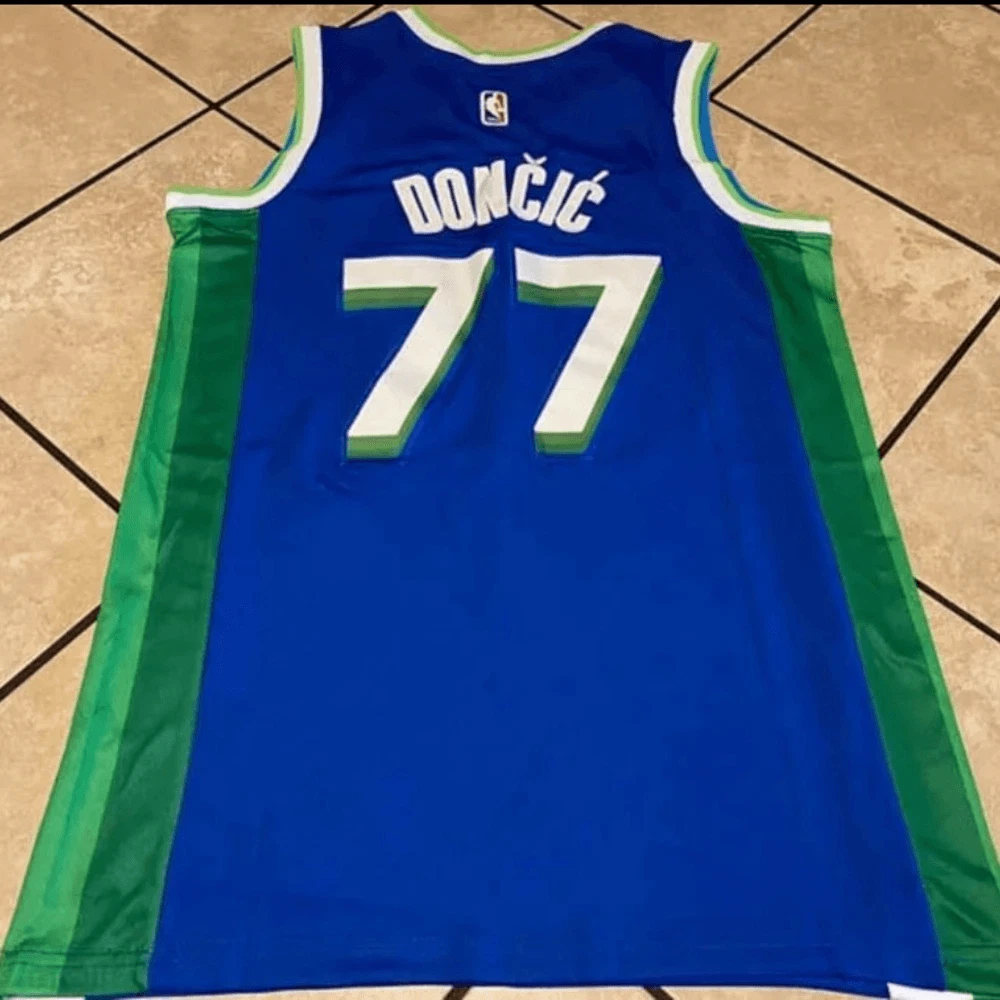 Luka doncic sales alternate jersey