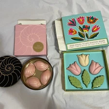 Lot of 2 NOS VTG Hostess Guest Bath Soap Sets Seashells in Tin & Tulips Scented
