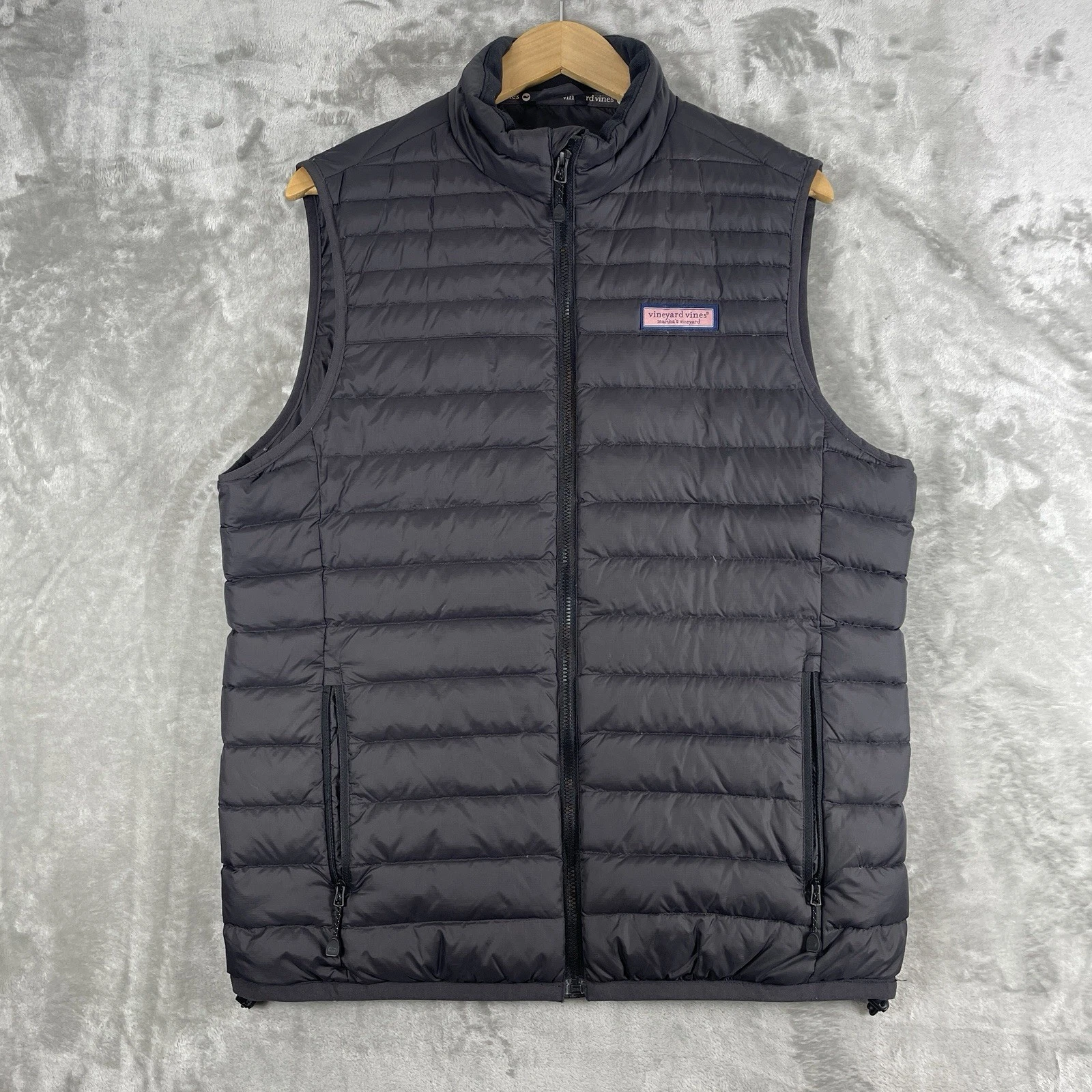 Vineyard Vines Performance Down Puffer Vest Mens Medium Black Sleeveless Zip Up