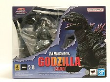 BANDAI SPIRITS S.H.MonsterArts Godzilla 2000 Godzilla x Megaguirus Figure h 6 in