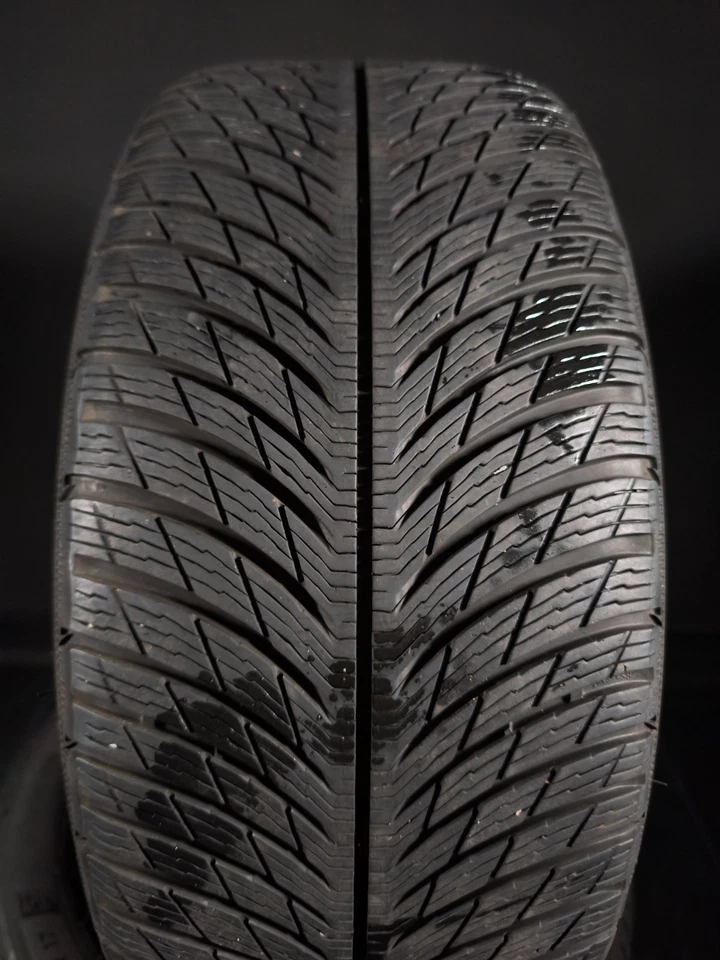 4 Winterreifen 225 50 - 245 45 R17 MB C Klasse W206 17" Alufelgen Winterräder - Bild 3 von 4