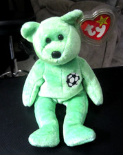 Ty Beanie Babies Kicks the Green Soccer Bear 1999 