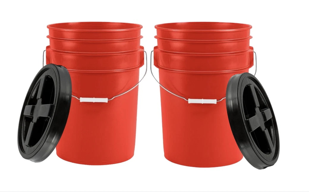 5 Gallon White Bucket & Gamma Seal Lid - Food Grade Plastic Pail & Gamma2  Screw Seal Tight Lid (Red)