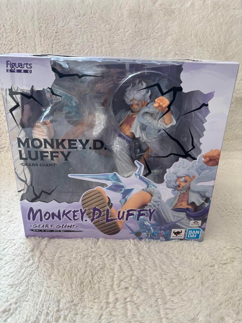 Figuarts ZERO One Piece Monkey D. Luffy Gear 5 Giant Figure