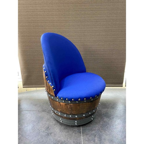 3-Chair Steel Table Set (Dining/Living Room) (Whiskey Barrel Chair-Wine Barrel) - Picture 6 of 10