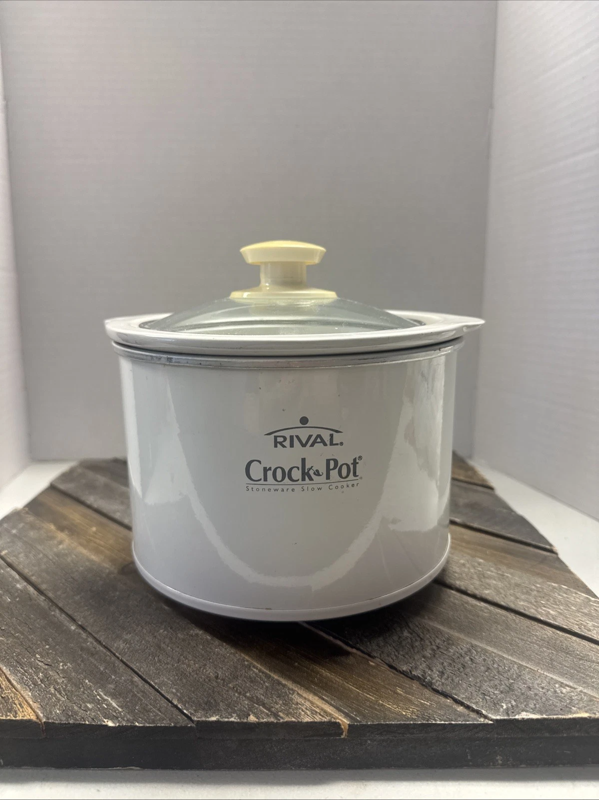 Rival Mini Crock Pot Slow Cooker 1.5 Quart - Model 3215 Tested Working m9