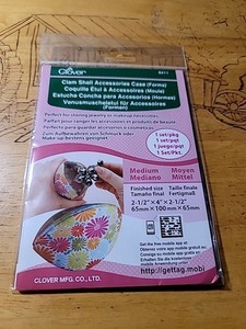 Case Clover Clam Shell Case