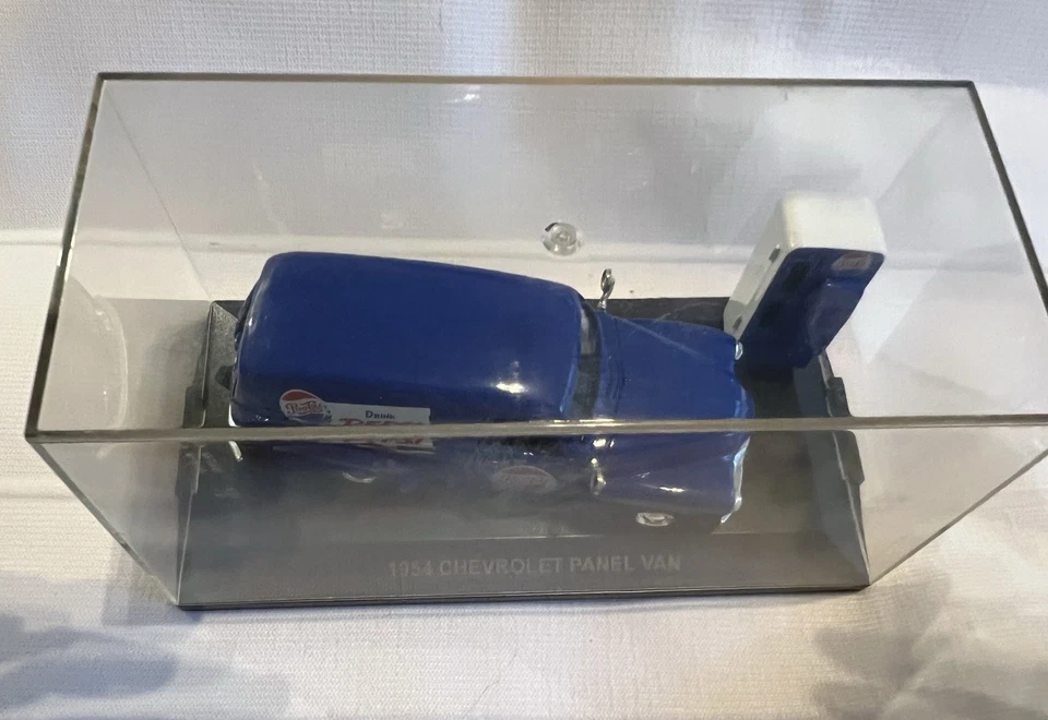 Chevrolet Panel Van Road Champs 1954 Pepsi Entrega Diecast Con Repending En Estuche Foto 3 de 4