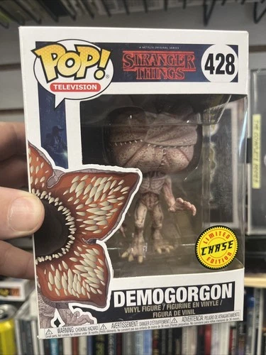 Funko Pop 428 Stranger Things Demogorgon CHASE w/ Protector