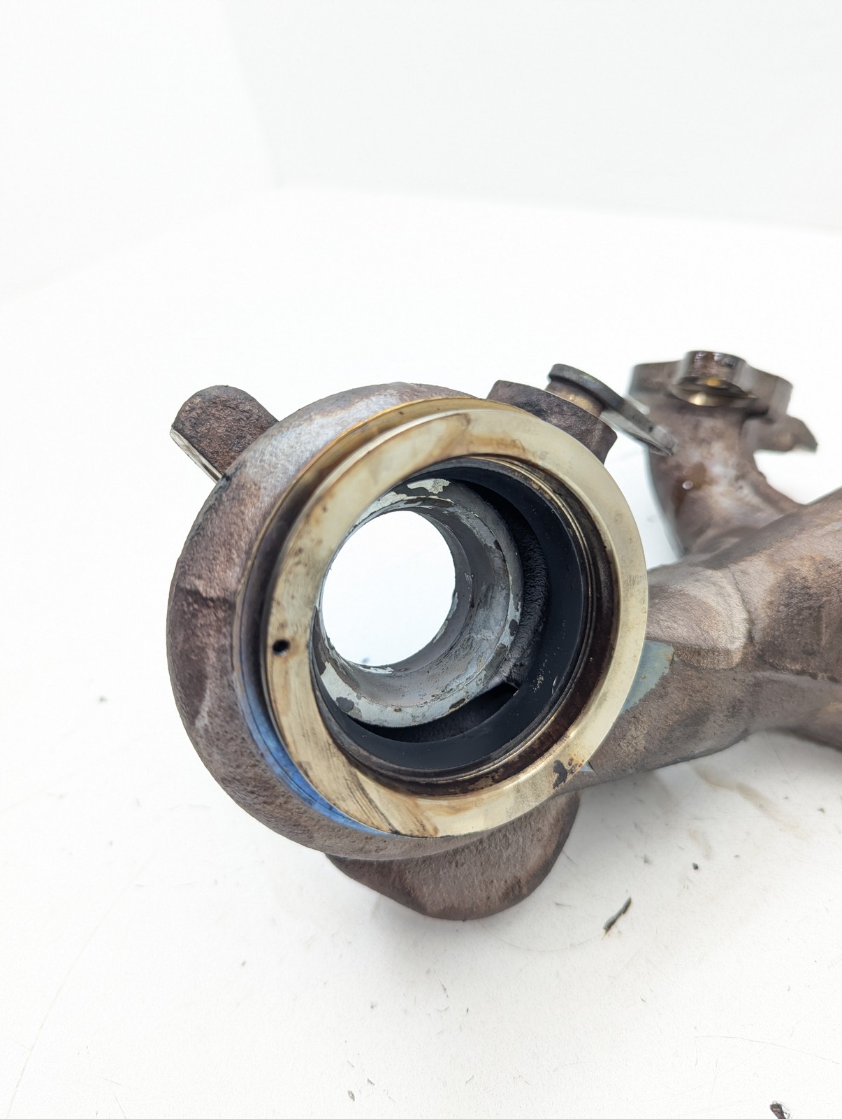 14-24 Maserati Quattroporte Levante 3.0 Driver Exhaust Manifold