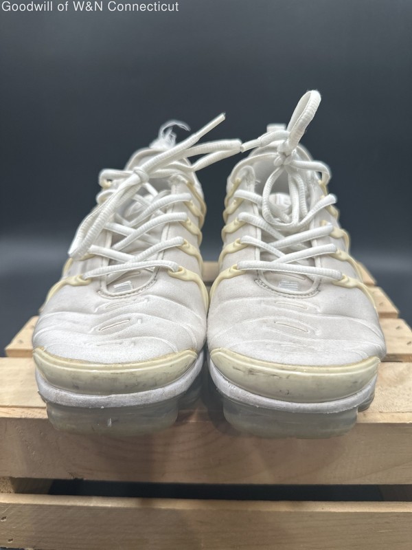 Authentic Nike Sneaker Unisex Adults White Casual Shoes - US 8