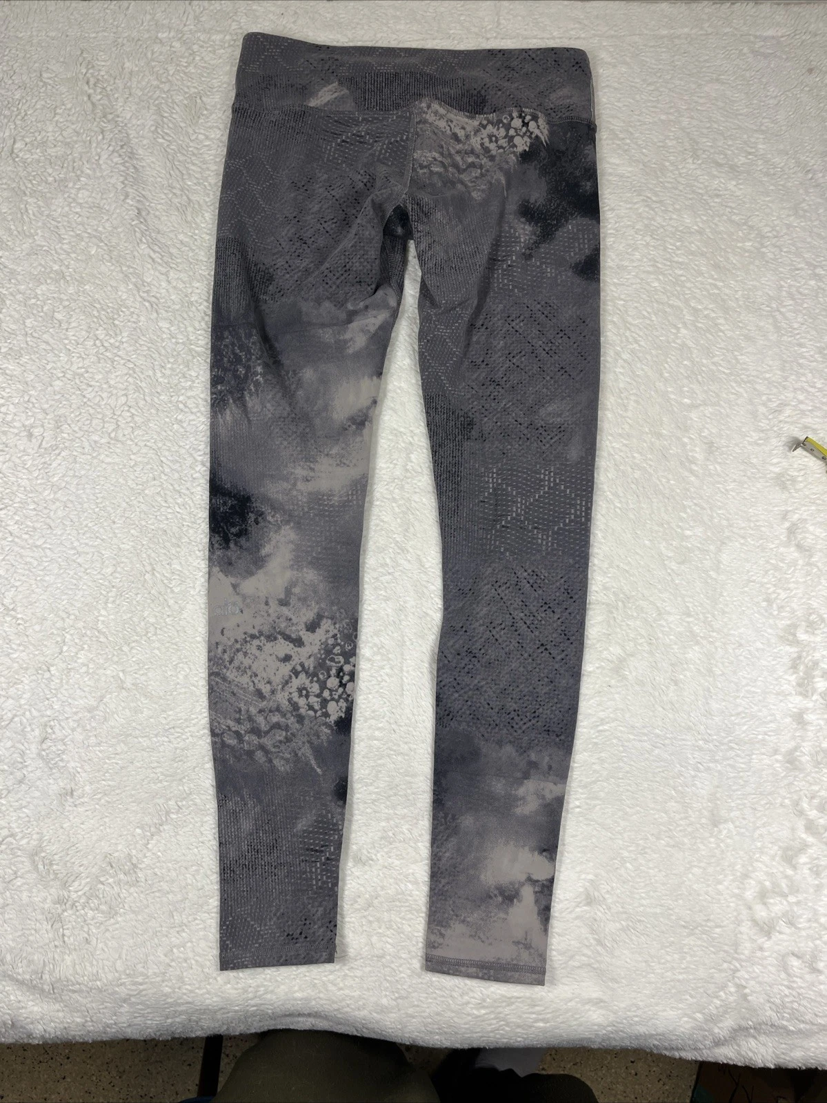 alo-yoga pull on stretch yoga gym no tag leggings
