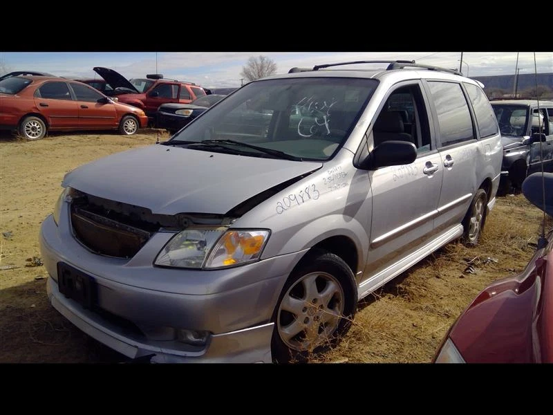 Conjunto de filtro de aire usado se adapta a: Mazda MPV 2001 6 cilindros grado A Foto 2 de 4