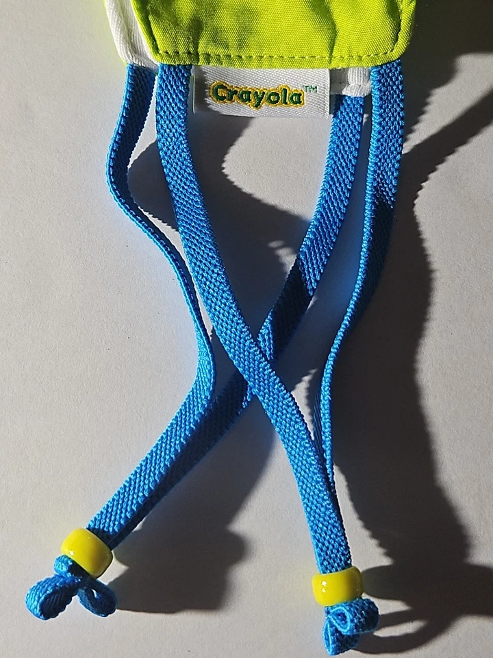 Máscara facial de tela Crayola para niños con 1 bolsas de lavandería de malla (un paquete de 5 máscaras) Foto 2 de 4