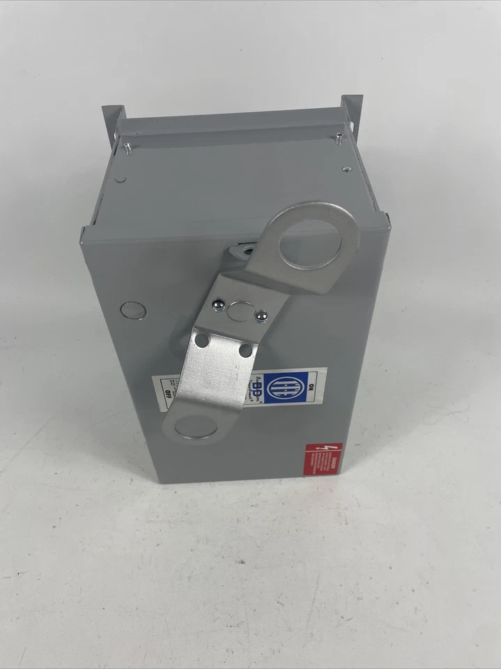 ITE SIEMENS BOS14322 60 AMP 240 VOLT 3P, 3 WIRE, FUSIBLE, BD SWITCH BUS PLUG - Image 3 of 4