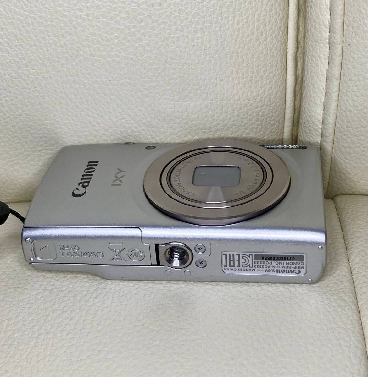 Canon IXY 200 Compact Digital Camera Silver Digital Camera Canon IXY 200 Compact Digital Camera Silver Digital Camera