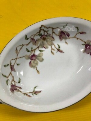 Narumi China Japan Mandalay pattern server dish 11x 7.5 inches very nice LOOK 