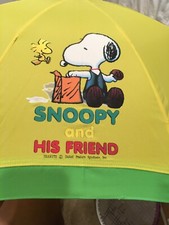 Vintage Snoopy and His Friends Umbrella, United Feature Syndicate Inc., New