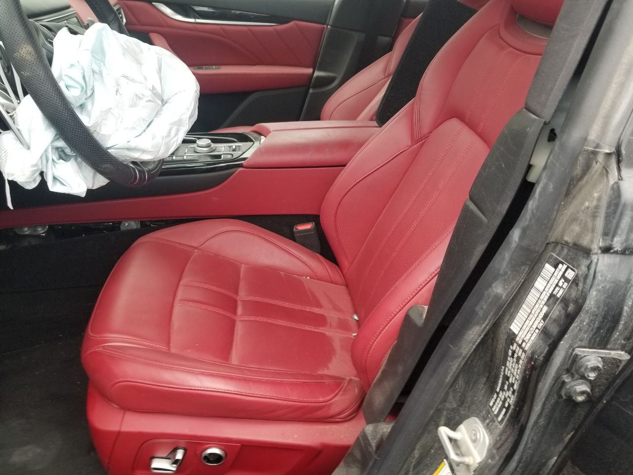 22 2022 MASERATI LEVANTE OEM PASSENGER RIGHT REAR DOOR BLACK - WITHOUT GLASS