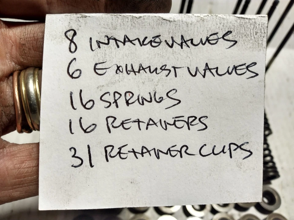 Válvulas de tren de válvulas, retenedores, resortes, cotter 88-91 Honda CIVIC CRX D15B2 1,5 L Foto 3 de 4