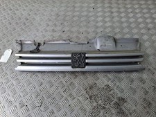 Calandre Peugeot 405