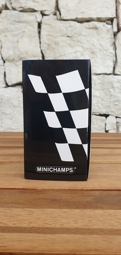 MINICHAMPS 1:12 Valentino ROSSI YAMAHA YZR M1 Barcelona 2008 RARE Promo Version - Foto 8 di 8