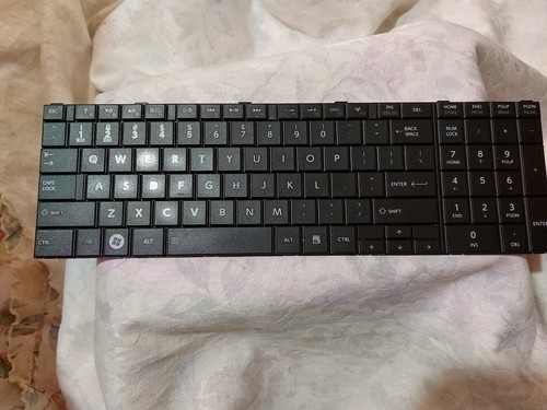 GENUINE Toshiba Satellite 9Z.N7USV.001 TV0SV 6037B0068102 9Z.N7TSV.001 Keyboard