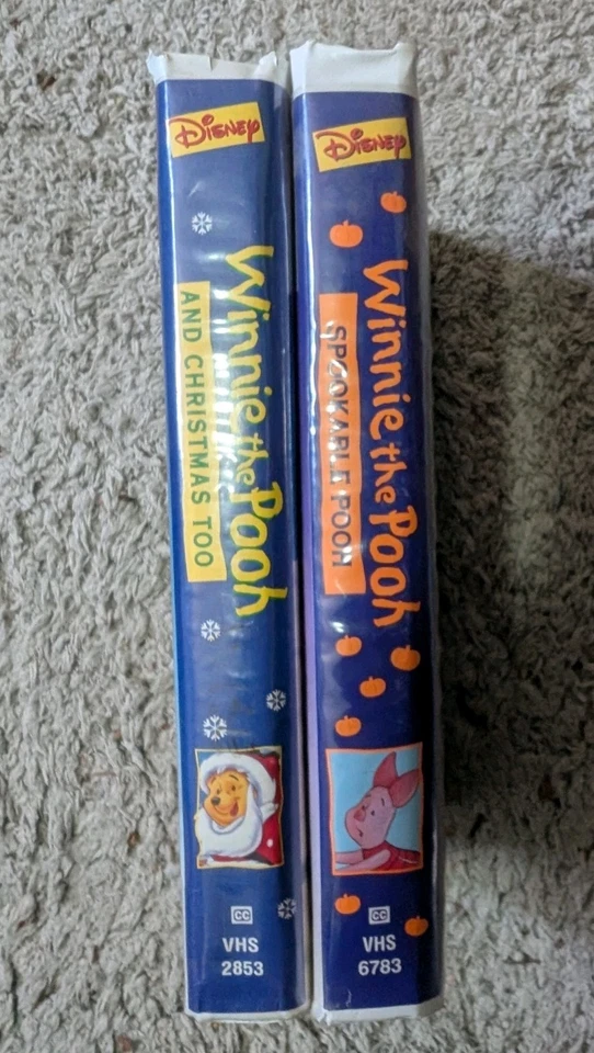 2 x Disney's Winnie The Pooh And Christmas Too VHS Spookable Pooh VHS - Image 3 of 4