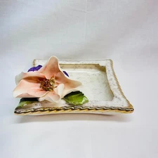 VTG Hobe Dresden Lady's Vanity Ashtray Floral Gold Accents Porcelain 6"Wx6"Lx3"H