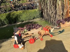 Tolles altes Pferdefuhrwerk aus Holz