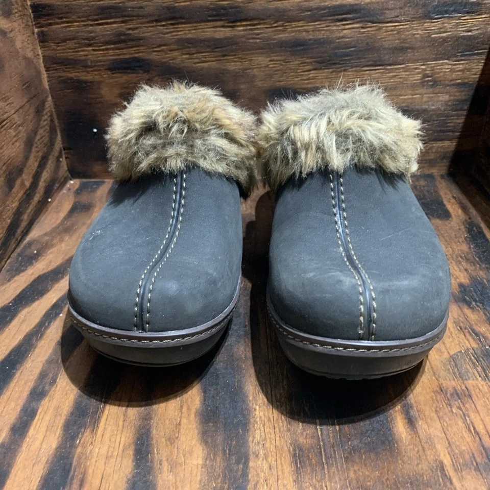 Zuecos Crocs Cobbler de gamuza de cuero para mujer talla 7 piel sintética negro caoba Foto 3 de 4