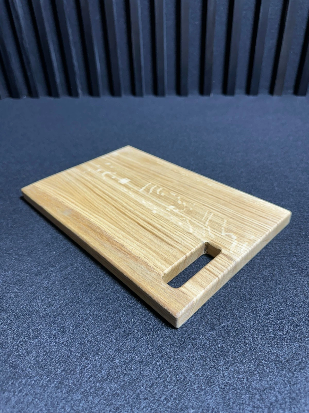 Oak chopping board 30x20x2cm
