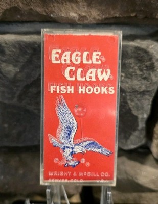 Wright & McGill Eagle Claw Hooks Small Case Style No. 299 Pattern 66 Vintage
