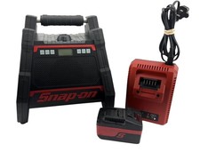 SNAP-ON 18V BLUETOOTH SPEAKER KIT MODEL: CTBTS9050 WMP016659