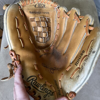 Rawlings RGB 60 Baseball Glove Left Hand Edge-U-Cated Heel Hinged