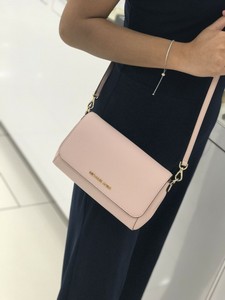 michael kors jet set crossbody medium
