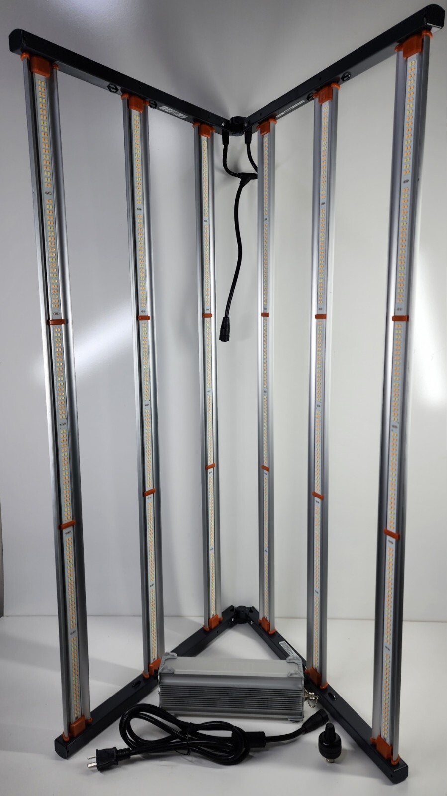 Fluence Bioengineering SPYDR 2x 320w LED Grow Light Kit